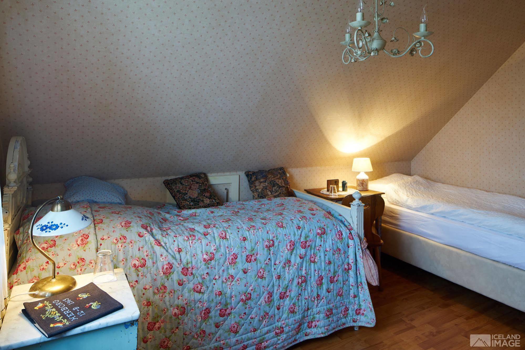 Guesthouse Heba Stokkseyri Eksteriør billede